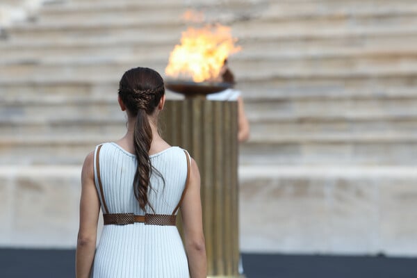 Εικόνες από την τελετή παράδοσης της Ολυμπιακής Φλόγας στο Παναθηναϊκό Στάδιο