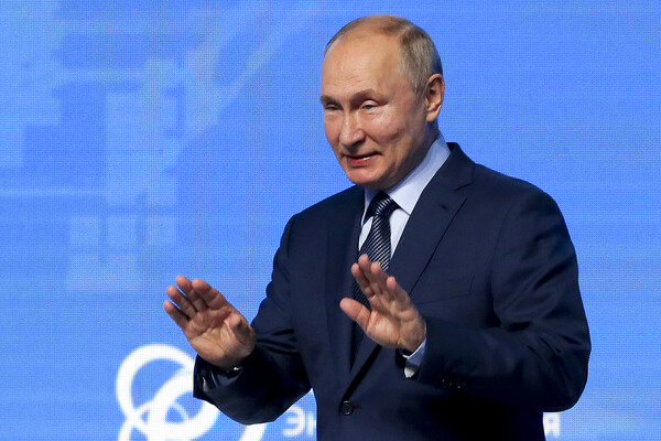Ρωσία: Δεν θα βρεθεί στη Γαλσκώβη ο Πούτιν για την διάσκευψη για το κλίμα
