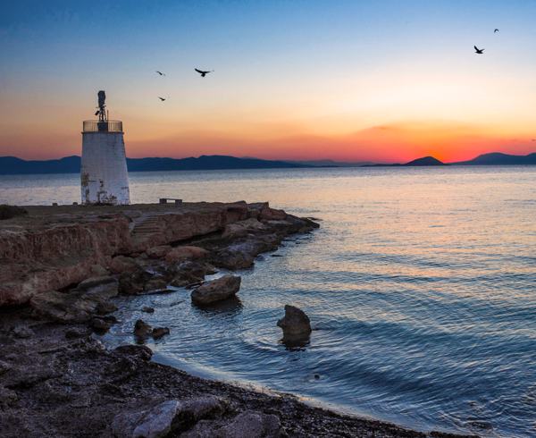 Στην Αίγινα και μετά το καλοκαίρι: Όλοι οι λόγοι που είναι ένας ιδανικός χειμερινός προορισμός