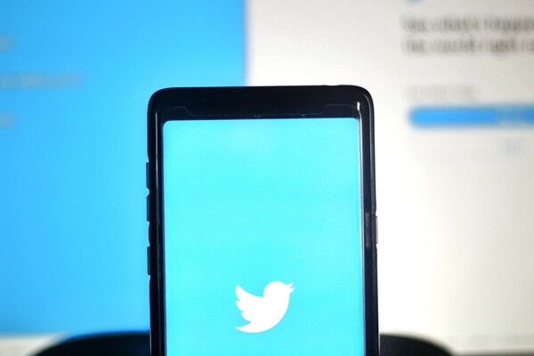 Έρευνα: Ο αλγόριθμος του Twitter προωθεί περισσότερο δεξιές πολιτικές