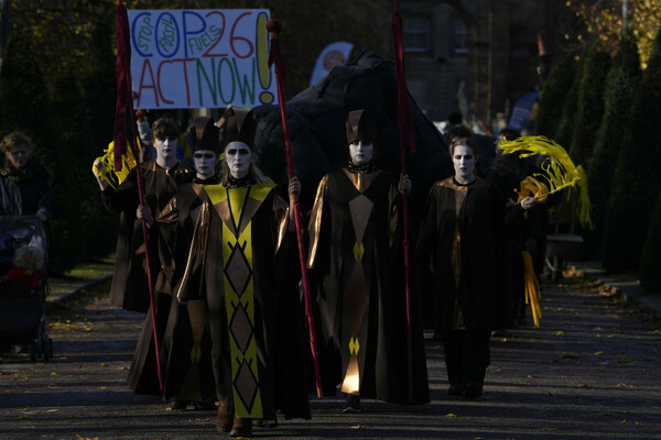 COP26: Κοσμοσυρροή για την υποδοχή της Γκρέτα Τούνμπεργκ στη Γλασκώβη