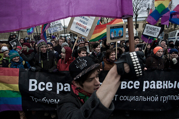 Ρωσία: Δικαστήριο μείωσε την ποινή ατόμου που σκότωσε ομοφυλόφιλο