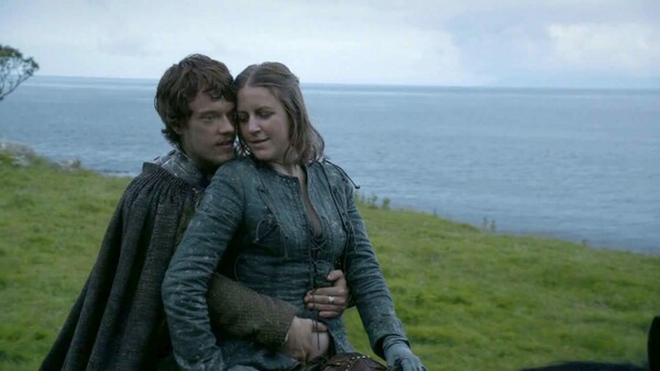 Gemma Whelan: «Οι σκηνές σεξ στο Game of Thrones ήταν ένα χάος»