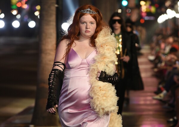 Για πρώτη φορά pluz size μοντέλα στο catwalk του οίκου Gucci