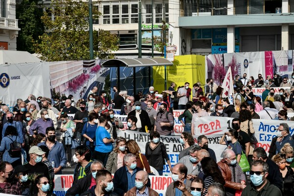 Στον δρόμο οι πληγέντες από φυσικές καταστροφές -Τι ζητούν