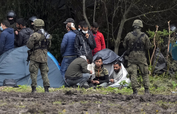 «Δεν είχα τίποτα για να επιβιώσω»: Σύριος αφηγείται όσα τραγικά ζει στα σύνορα Λευκορωσίας-Πολωνίας