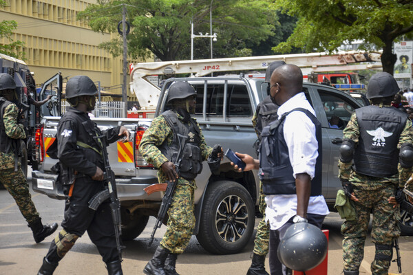 Ουγκάντα: Επίθεση από βομβιστές αυτοκτονίας στην πρωτεύουσα Καμπάλα