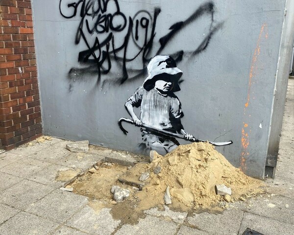 Banksy: Lowestoft artwork to be auctioned in US