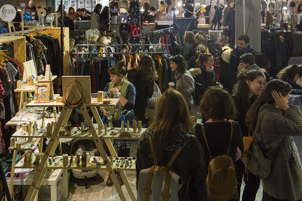 Το Market Market, η αγαπημένη μετακινούμενη αγορά της Αθήνας έρχεται από τις 10 έως τις 19 Δεκεμβρίου στο Παλιό Αμαξοστάσιο του ΟΣΥ στο Γκάζι!