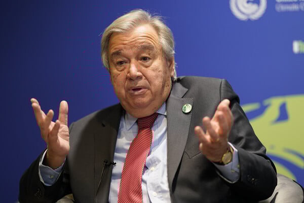 Γκουτέρες: Άδικο, τιμωρητικό και αναποτελεσματικό το κλείσιμο συνόρων για τη μετάλλαξη Όμικρον
