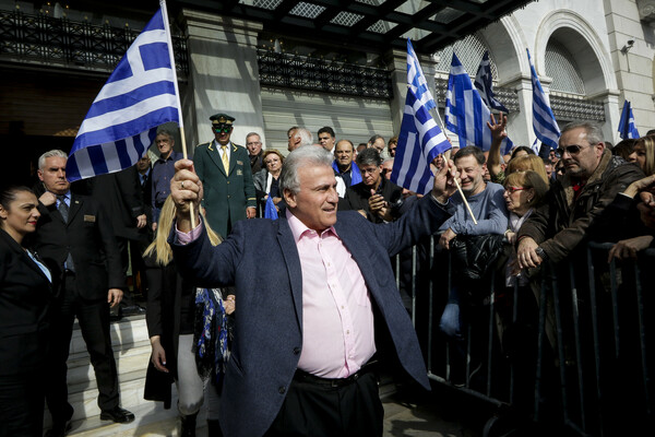 ΣΑΒΒΑΤΟ Π. Ψωμιάδης: Ο αλησμόνητος καρναβαλιστής επιστρέφει στα γνώριμα μέρη του αυτοεξευτελισμού