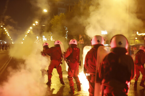 Επεισόδια στη Θεσσαλονίκη - Στην πορεία για τον Αλέξη Γρηγορόπουλο