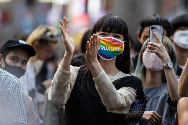 Άλλο ένα βήμα προς τον γάμο ομόφυλων ζευγαριών από το Τόκιο - «Εθνική κυβέρνηση βιάσου!»