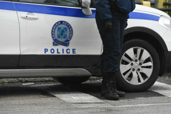 Γυναικοκτονία στην Αλεξανδρούπολη: Συνελήφθη ο 30χρονος που ξυλοκόπησε μέχρι θανάτου την σύζυγό του