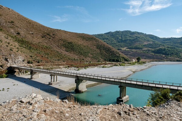 Ένα οδοιπορικό στον Αώο της άλλης πλευράς