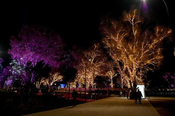 The Ellinikon Experience Park: Χριστουγεννιάτικοι στολισμοί, φώτα και πολύχρωμα σιντριβάνια