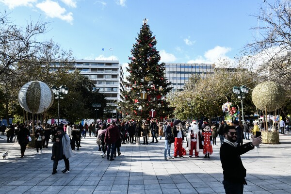 Το χριστουγεννιάτικο στο Σύνταγμα