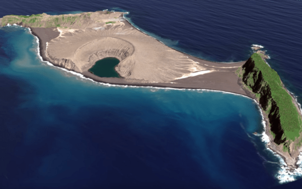 Κίνδυνος τοξικής βροχής στον Ειρηνικό Ωκεανό, από την έκρηξη ηφαιστείου στα νησιά Τόνγκα