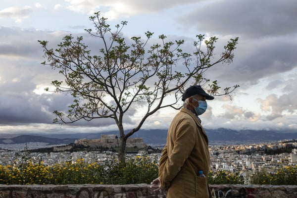 «Καμπανάκι» Τζανάκη: Από Δευτέρα περιμένουμε πάνω από 30.000 κρούσματα 