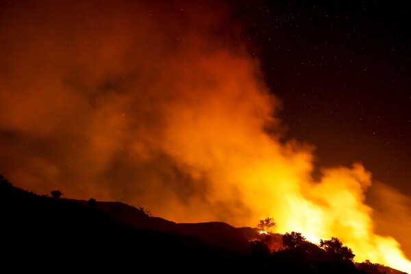 Κολοράντο: Εκατοντάδες σπίτια στις φλόγες, δεκάδες χιλιάδες οι εκτοπισμένοι - Λόγω ιστορικής ξηρασίας 