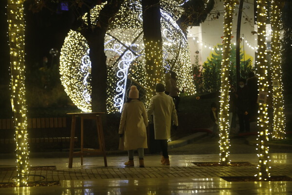 Οι χώρες του πλανήτη υποδέχονται η μία μετά την άλλη το 2022