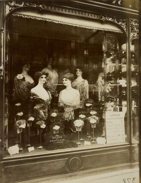 Atget - Στάβερης. Από διαφορετικές αφετηρίες.