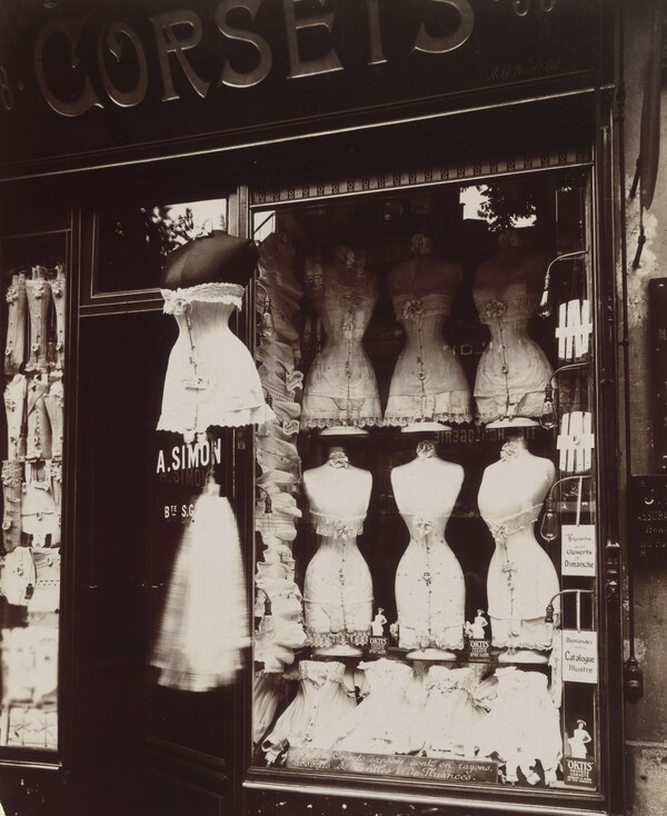 Atget - Στάβερης. Από διαφορετικές αφετηρίες.