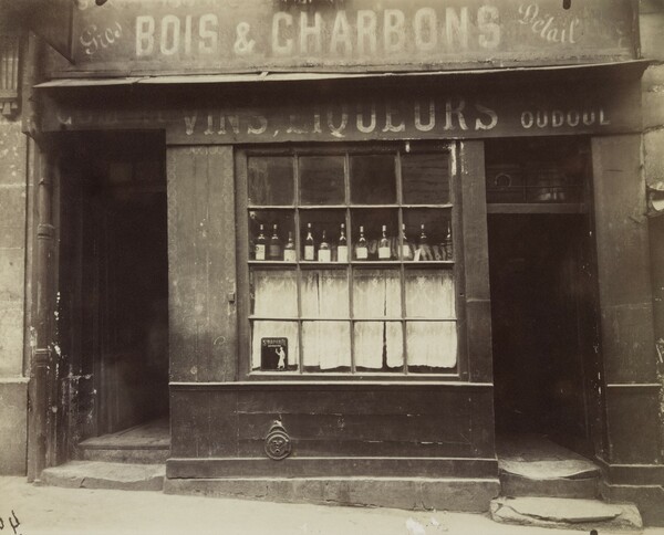 Atget - Στάβερης. Από διαφορετικές αφετηρίες.