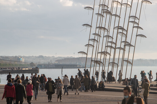 Θεσσαλονίκη: Αύξηση του ιικού φορτίου στα λύματα- Τι δείχνουν τα τελευταία στοιχεία