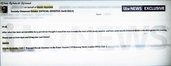 Email αποκαλύπτει ότι ο βοηθός του Τζόνσον κάλεσε το προσωπικό της Ντάουνιγκ Στριτ για πάρτι εν μέσω lockdown