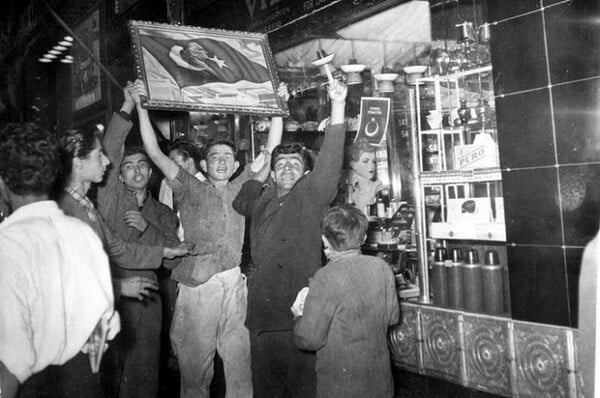 Το χρονικό μια σκληρής εποχής πίσω από την πετυχημένη σειρά του Netflix «The club»