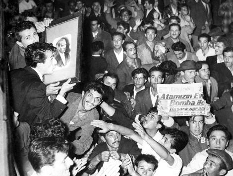 Το χρονικό μια σκληρής εποχής πίσω από την πετυχημένη σειρά του Netflix «The club»
