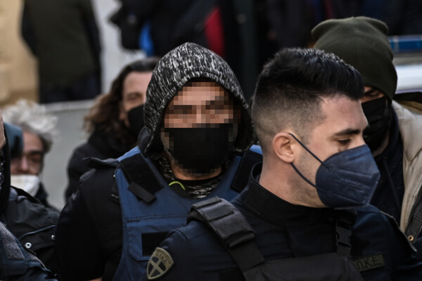 Αργυρούπολη: Προθεσμία για να απολογηθεί την Πέμπτη έλαβε ο 46χρονος που κατηγορείται για τον ξυλοδαρμό της συντρόφου του