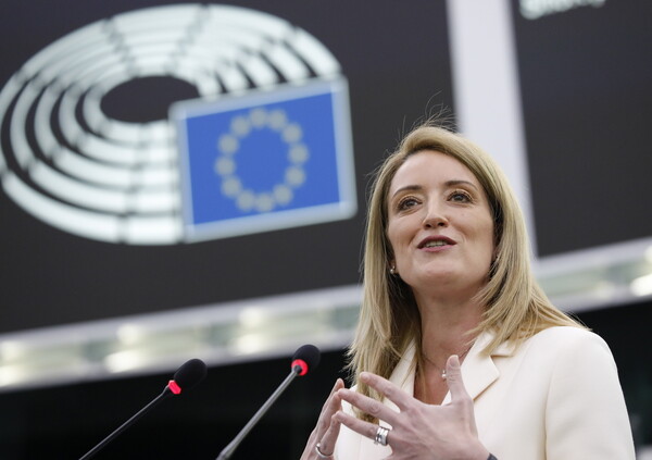 Η Ρομπέρτα Μέτσολα νέα πρόεδρος του Ευρωπαϊκού Κοινοβουλίου - Η νεότερη στην ιστορία του θεσμού 