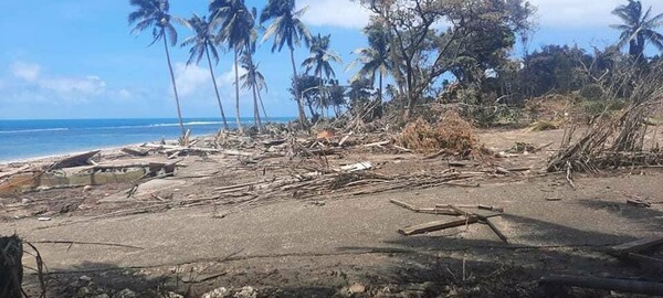Τόνγκα: Νέες εικόνες αποκαλύπτουν το μέγεθος της καταστροφής μετά την ηφαιστειακή έκρηξη και το τσουνάμι