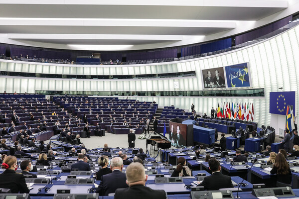 Το Ευρωπαϊκό Κοινοβούλιο ενέκρινε την αύξηση των εξουσιών του ΕΜΑ