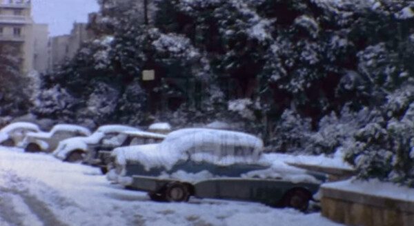 Η χιονισμένη Αθήνα του 1964 -Έγχρωμο φιλμ παρουσιάζει εικόνες από το παρελθόν