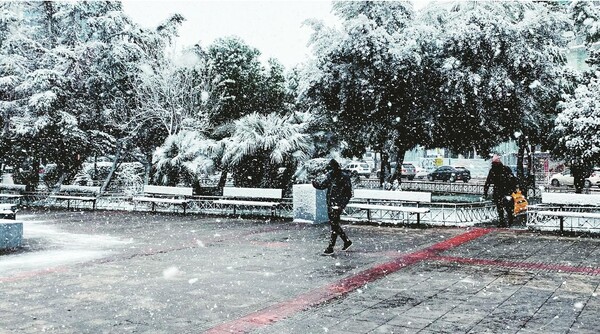 Η χιονισμένη Αθήνα μέσα από το instagram