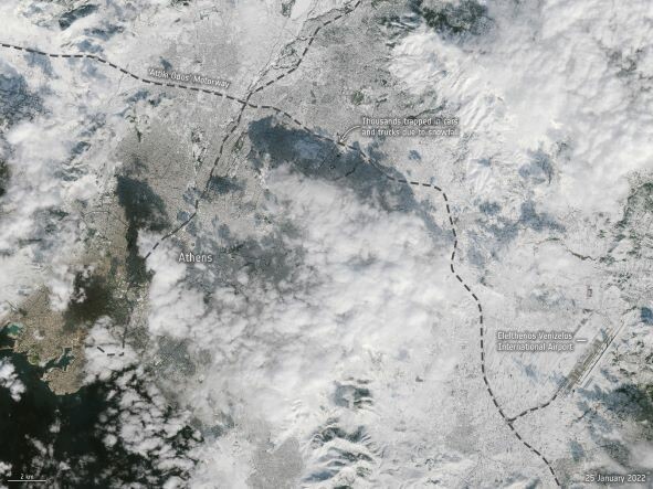 Η χιονισμένη Αθήνα από ψηλά -Εικόνες από δορυφόρο