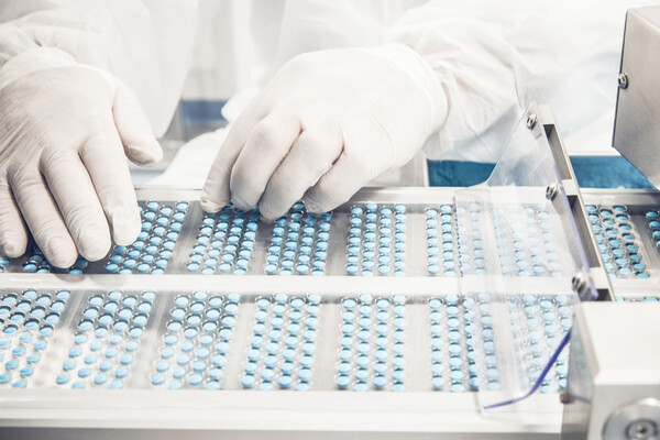 ΕΜΑ: «Πράσινο φως» στο χάπι της Pfizer κατά του κορωνοϊού