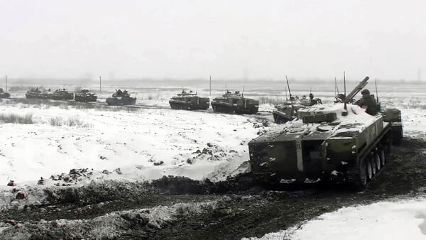 Γιατί ηχούν «τύμπανα πολέμου» στα σύνορα Ουκρανίας - Ρωσίας;