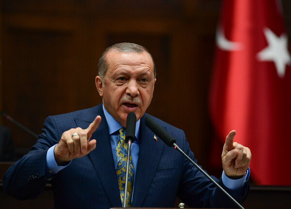 Ο Ερντογάν απειλεί τα ΜΜΕ με αντίποινα αν μεταδώσουν «επιβλαβές περιεχόμενο για τις αξίες της Τουρκίας»
