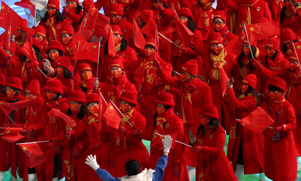 Η τελετή έναρξης των Χειμερινών Ολυμπιακών Αγώνων μέσα από +1 εικόνες