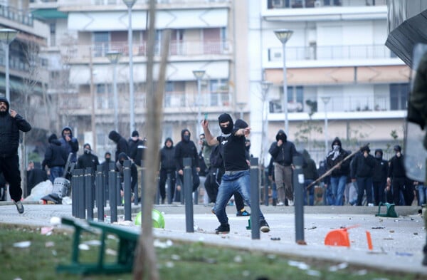 Ο τοξικός οπαδισμός στην Ελλάδα μέσα από τα λόγια συνδεσμιτών και οπαδών