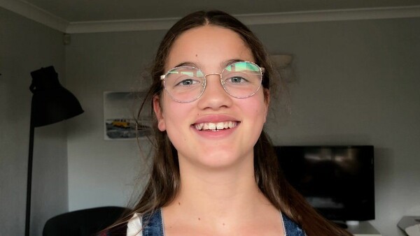 Encanto: Η επιθυμία 12χρονης για μια ηρωίδα της Disney με γυαλιά έγινε πραγματικότητα
