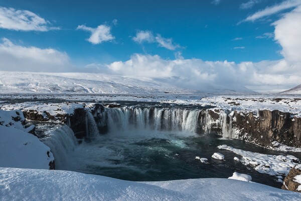 Αγνοούμενο αεροσκάφος εντοπίστηκε στον βυθό λίμνης στην Ισλανδία