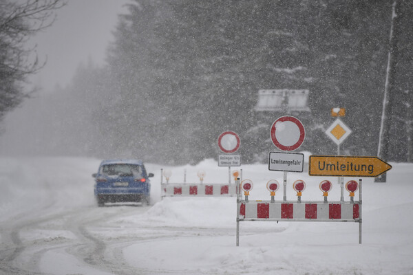 Αυστρία: Εννέα νεκροί σε τρεις ημέρες μετά από πάνω από 100 χιονοστιβάδες - «Πρωτοφανές»