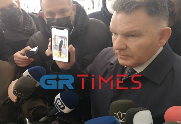 Δολοφονία Άλκη: Φωτογραφία «με μαχαίρι του Γιώργου Σαββίδη» έδειξε ο Κούγιας
