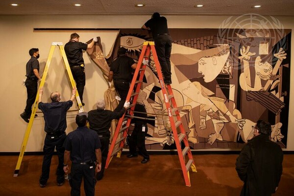 Επέστρεψε η «Guernica» του ΟΗΕ- Ένα χρόνο μετά την αιφνίδια απομάκρυνση της ταπισερί