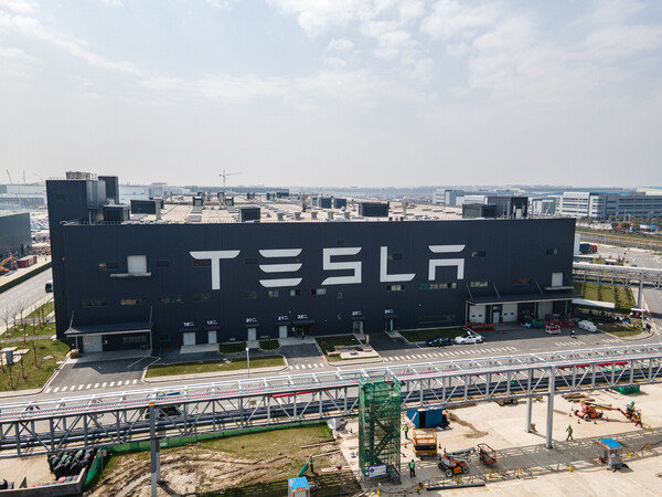 Η πολιτεία της Καλιφόρνια μηνύει την Tesla μετά από καταγγελίες για «φυλετικές διακρίσεις»